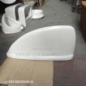 Ceramic Urinal Partition / Divider