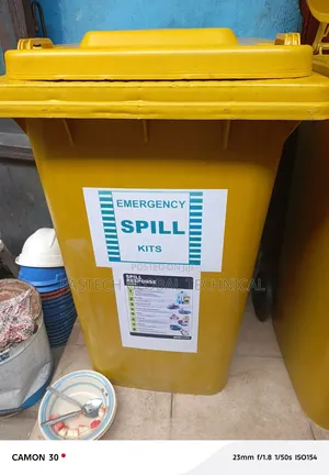 Emergency Oil Spill Kit 240l