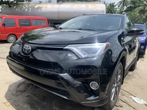 Toyota RAV4 Limited AWD (2.5L 4cyl 6A) 2017 Black