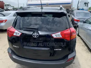 Toyota RAV4 Limited 4dr SUV AWD (2.5L 4cyl 6A) 2015 Black