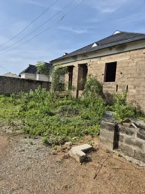 3bdrm Bungalow In Equity Estate Along For Sale