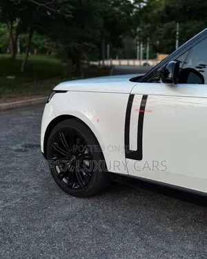 Land Rover Range Rover Vogue 2024 White