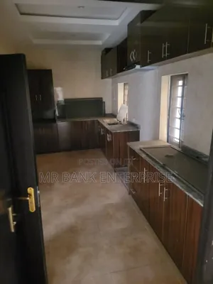 5bdrm Townhouse/Terrace in Ago Palace for sale