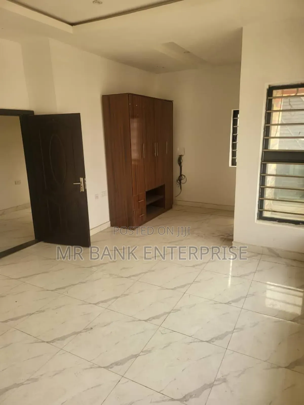 5bdrm Townhouse/Terrace in Ago Palace for sale