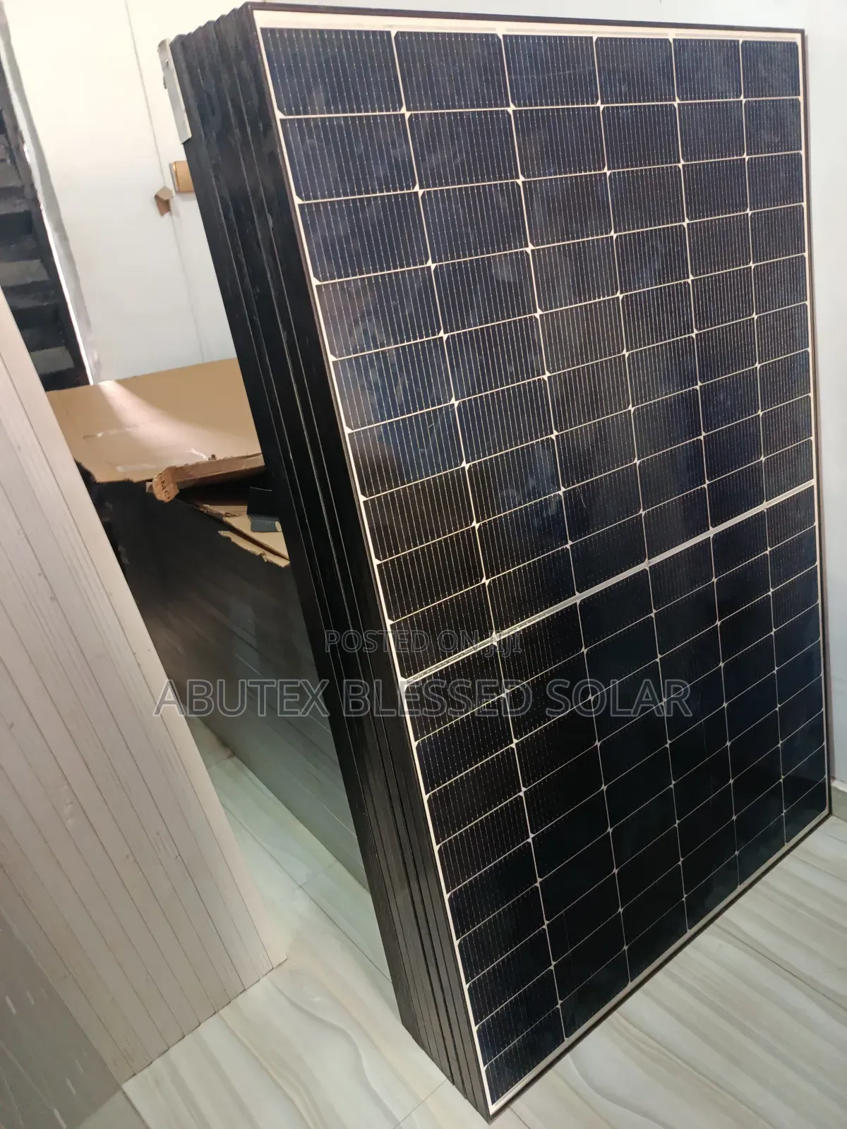 450watt Jinko Half Cut All Black Solar Panel