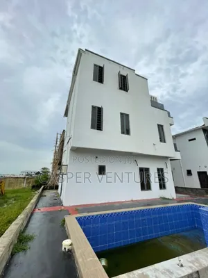 5bdrm Duplex in Living, Lekki Phase 2 for sale