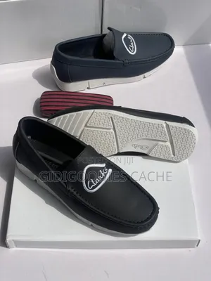 Photo - Clarks White-Sole Shoes Size 40-47