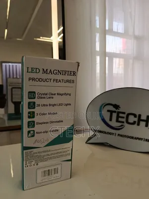 Illuminated Anti-Glare Magnifier