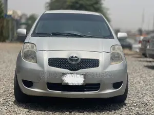 Toyota Yaris 1.0 Eco 2008 Silver
