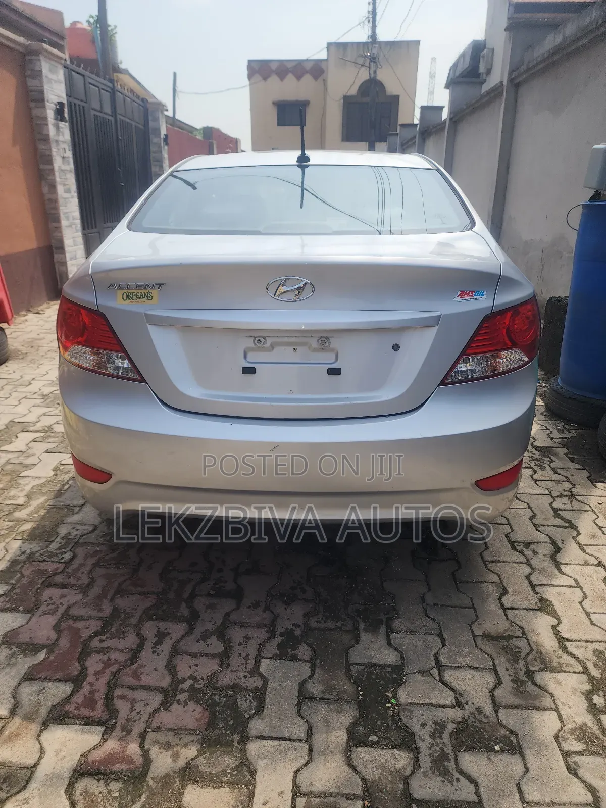 Hyundai Accent 2012 Silver