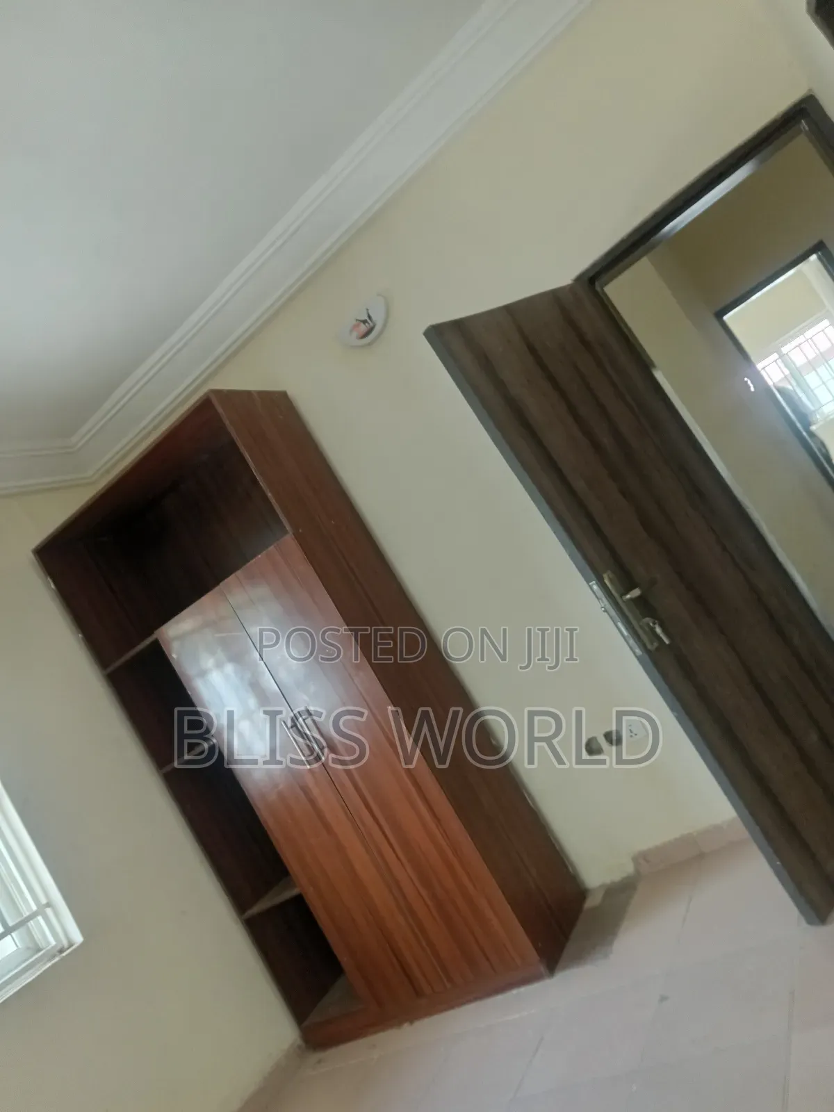 2bdrm Block of Flats in Utako for sale