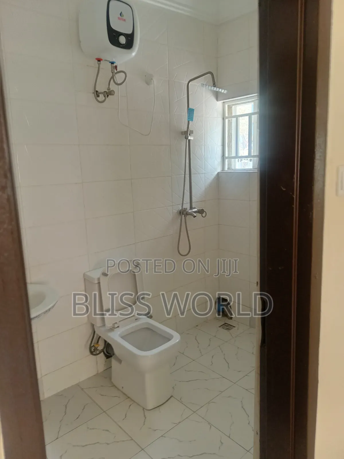 2bdrm Block of Flats in Utako for sale