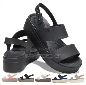 Photo - Ladies Sandals Crocs
