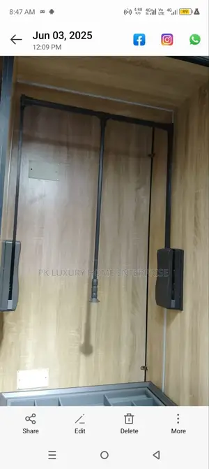 Pull Down Wardrobe Hanger, Available in Black and Grey Color