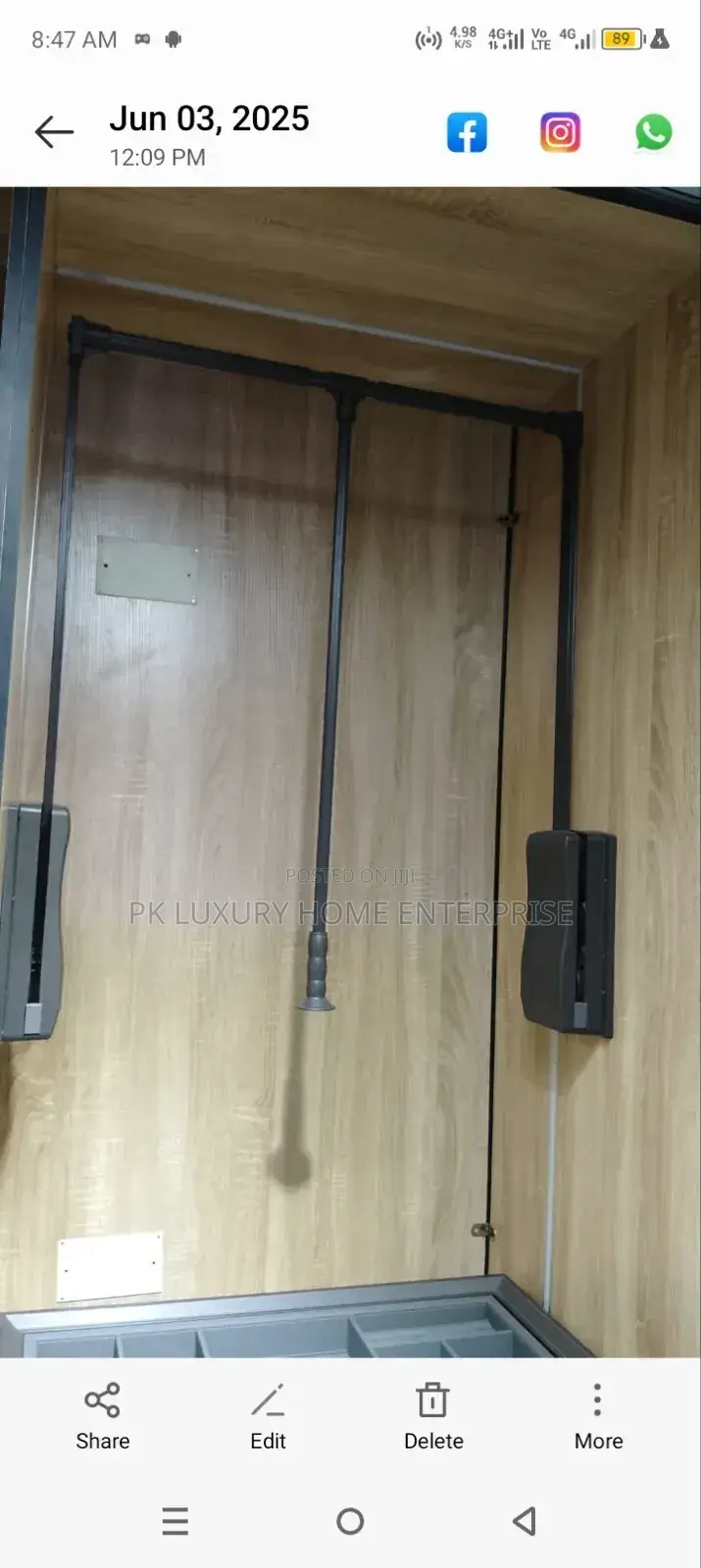 Pull Down Wardrobe Hanger, Available in Black and Grey Color