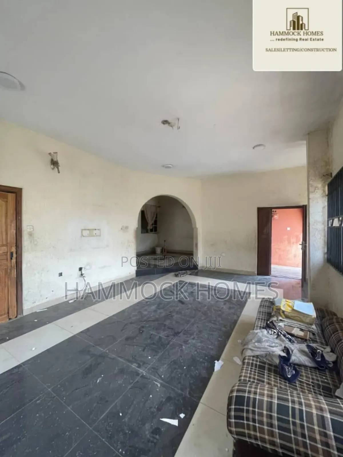 5bdrm Duplex in Oke’Badan Estate, Akobo for sale