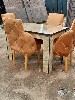 Unique 4 Setter Dining Sets