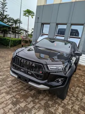 Car Rental: Hilux for Rent