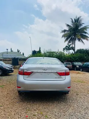 Lexus ES 350 FWD 2013 Silver