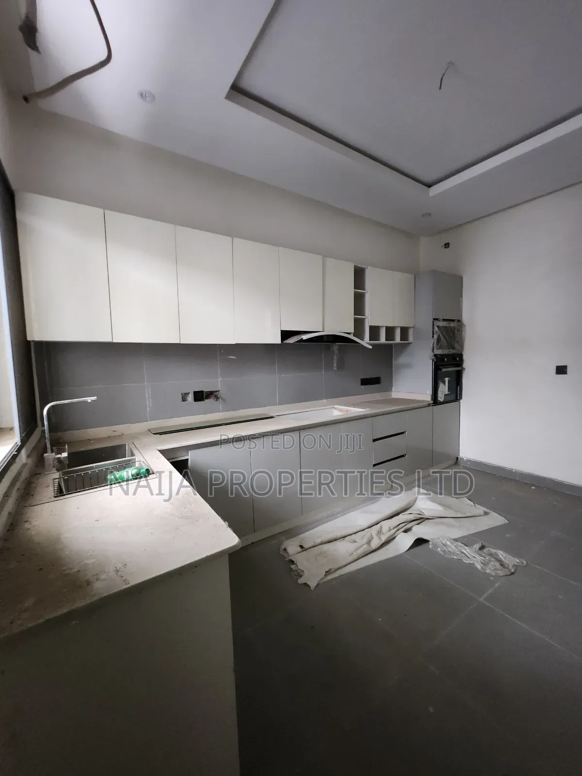 4bdrm Townhouse / Terrace in Ikate, Lekki for rent