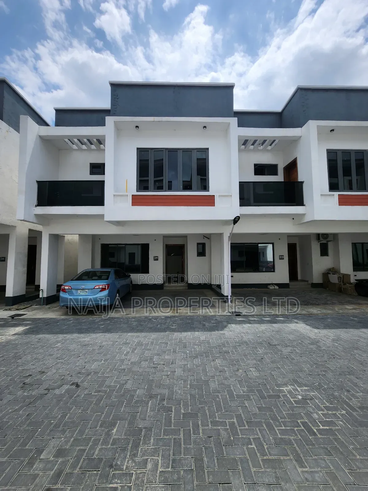 4bdrm Townhouse / Terrace in Ikate, Lekki for rent