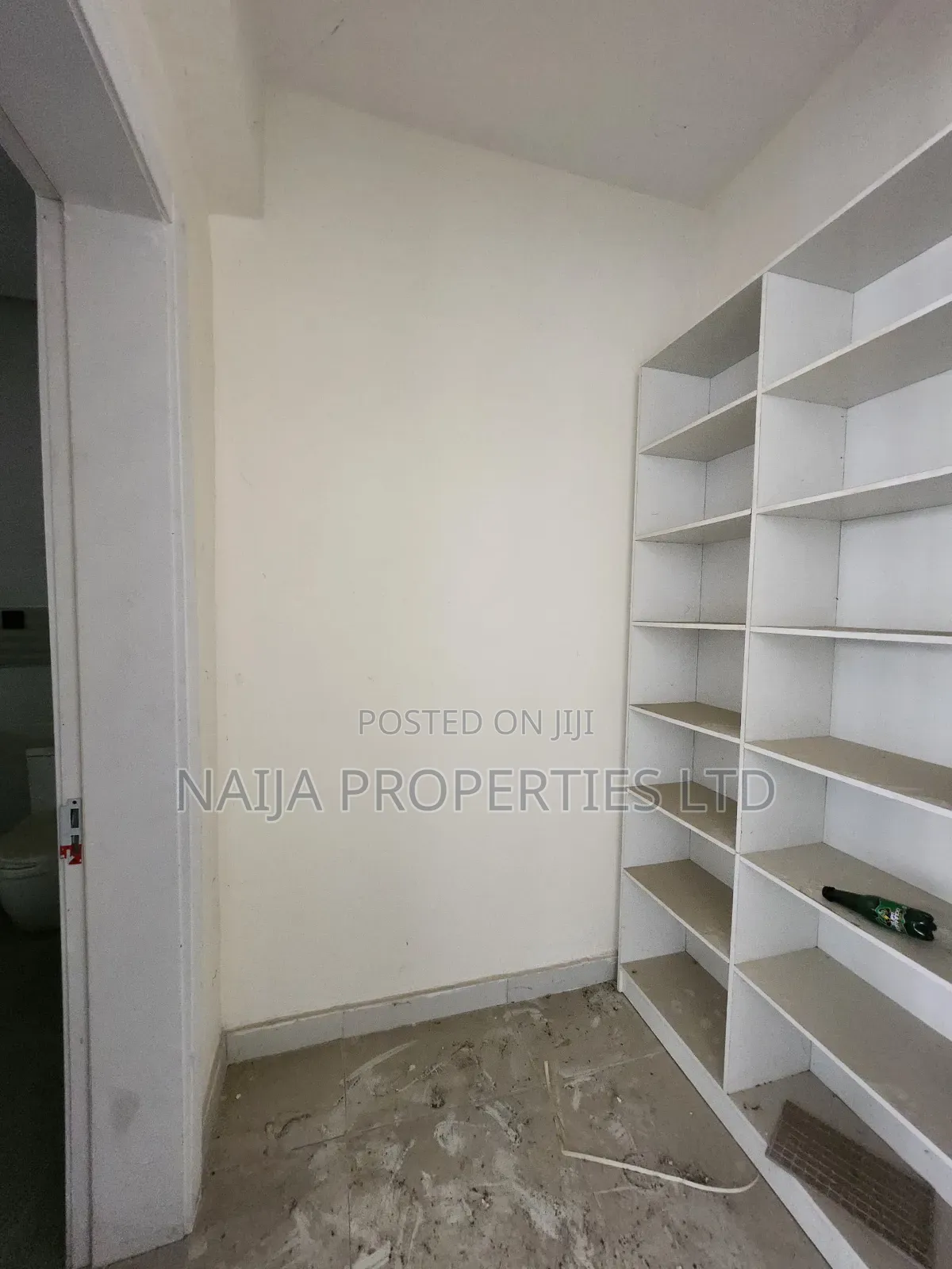 4bdrm Townhouse / Terrace in Ikate, Lekki for rent
