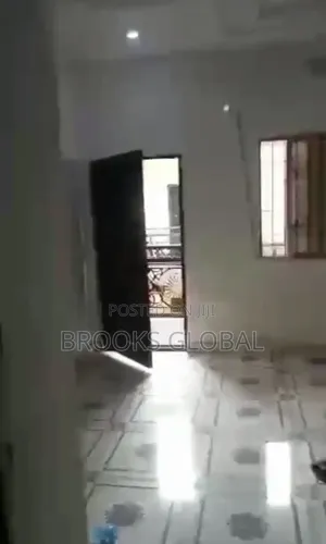 1bdrm Block of Flats in Benin City for rent