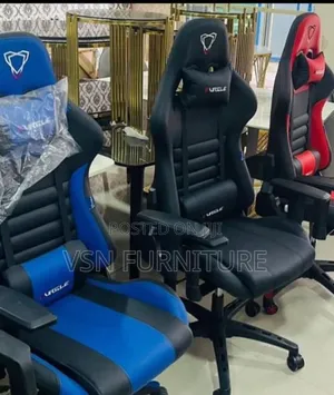 Gaming Chair With Headrest and Footrest