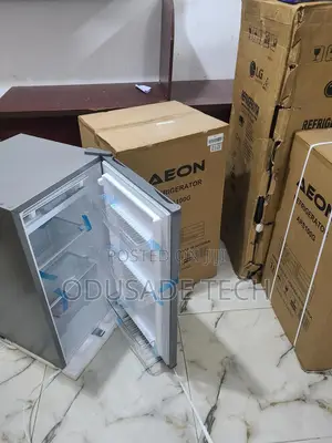 The Chill Factor – Aeon Ars100g Mini Fridge 100l