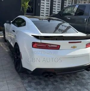 Chevrolet Camaro 2017 White