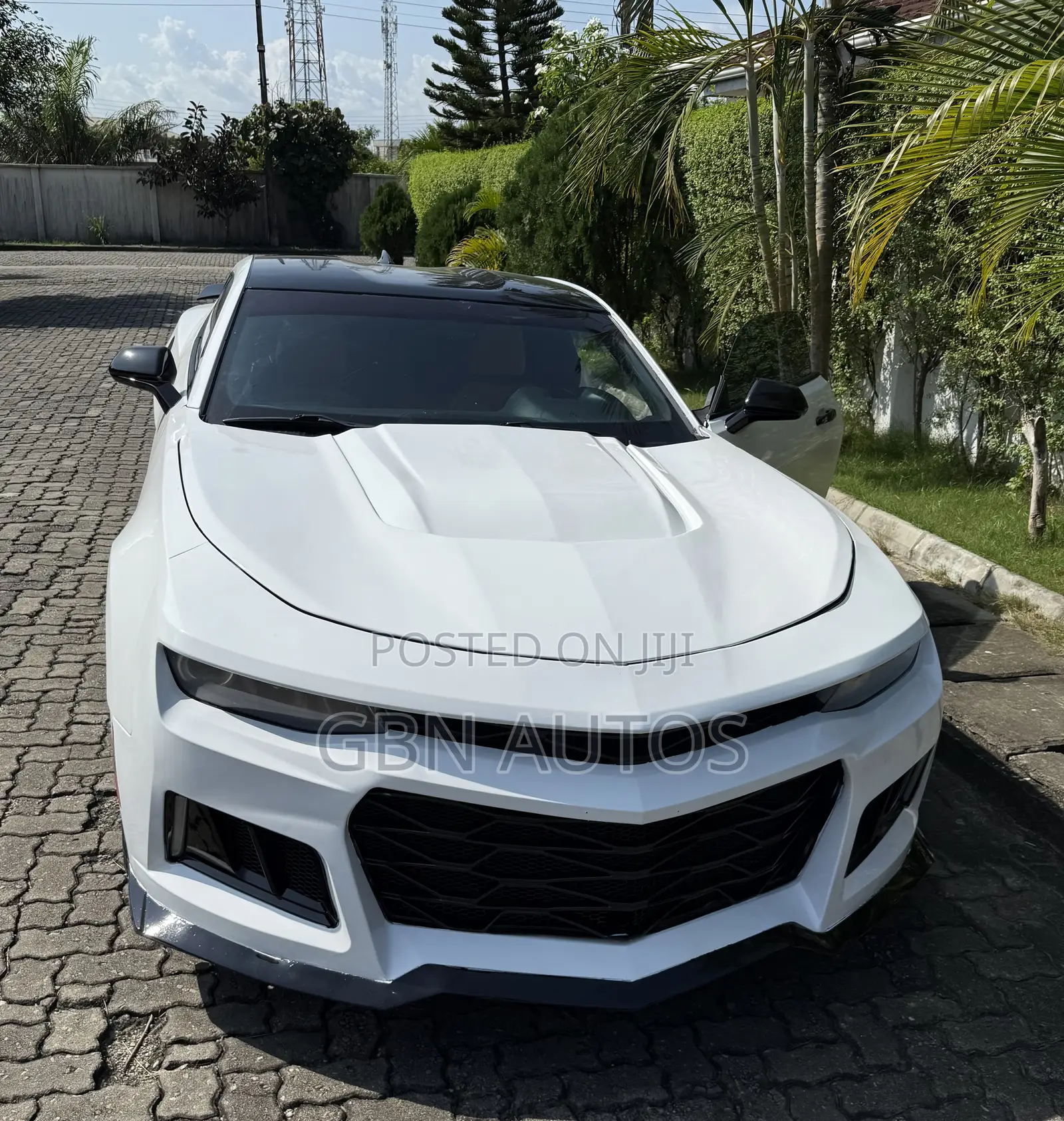 Chevrolet Camaro 2017 White