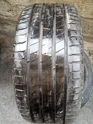 285 40 R20 Piller Tyre