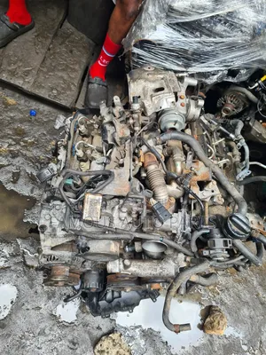 Nissan Navara Diesel  Engine
