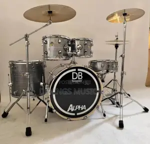 Drummer Boss Alpha 5-piece Acoustic Drum Set -with Cymbals