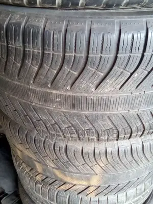 285 35 R21 Piller Tukunbo