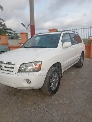 Toyota Highlander V6 2005 White