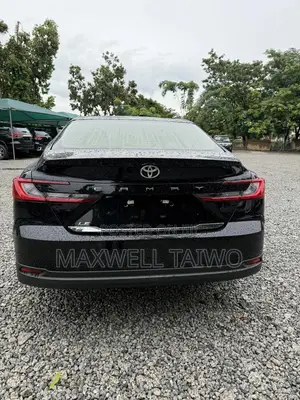 New Toyota Camry LE 2025 Black