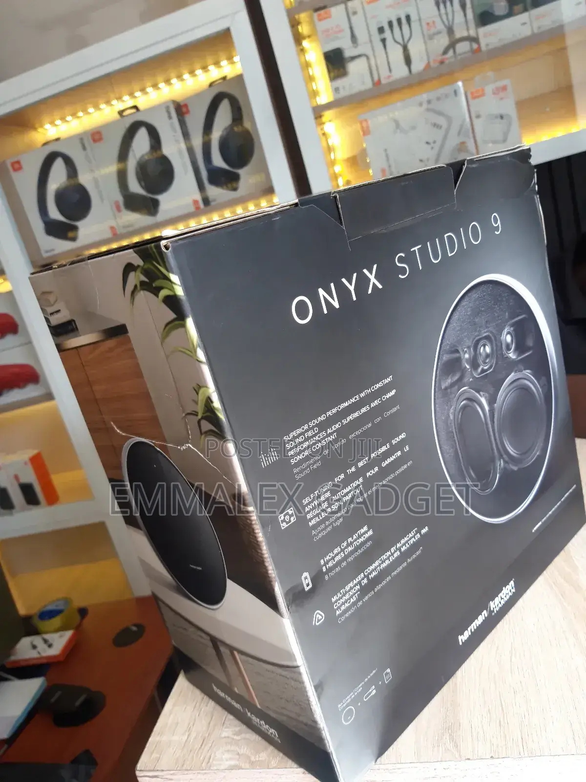 Onyx Studio 9