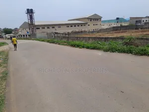 Land for Sale 1,300sqm, Fcda in Dawaki