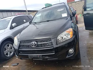 Toyota RAV4 2011 Black