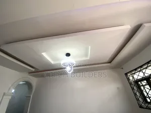 3bdrm Block of Flats in Benin City for rent