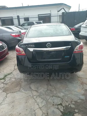 Nissan Altima Sedan 2.5 S 2013 Gray