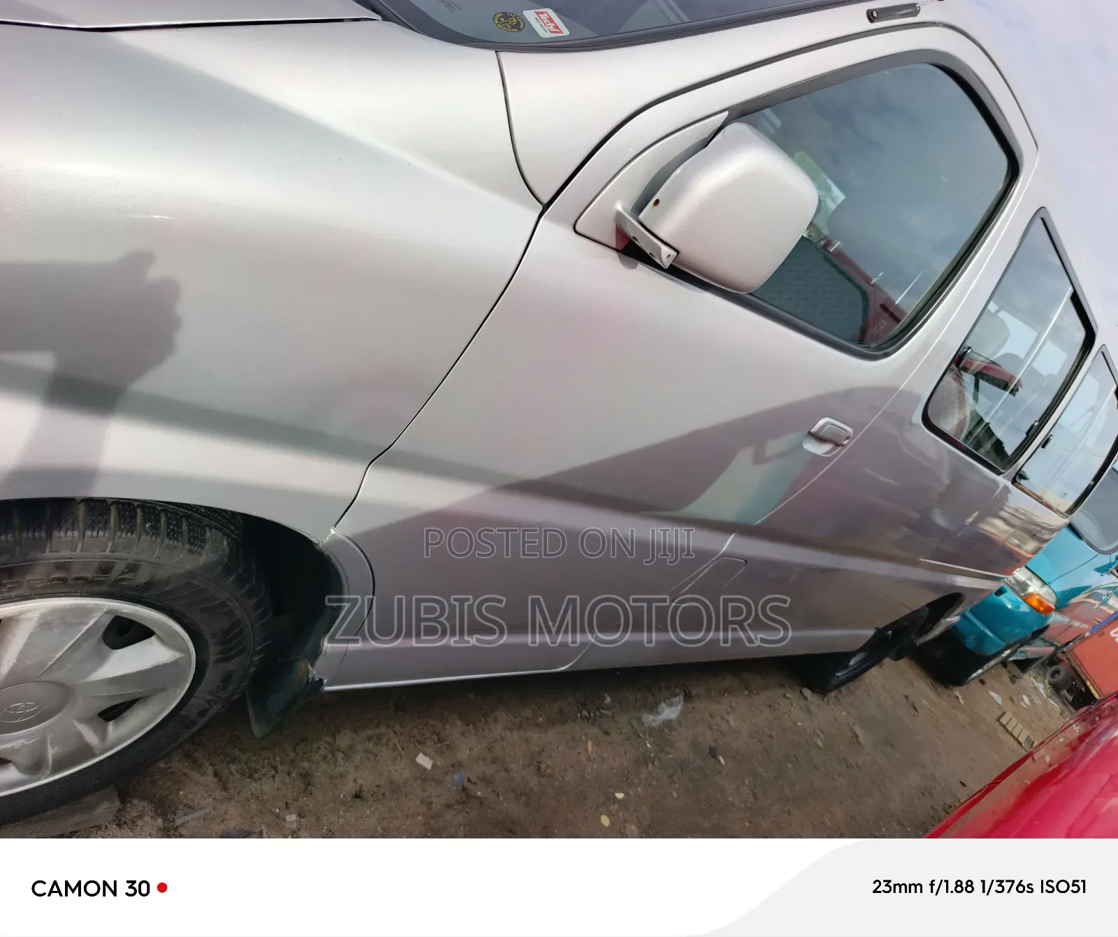 Toyota HiAce 2005 Silver