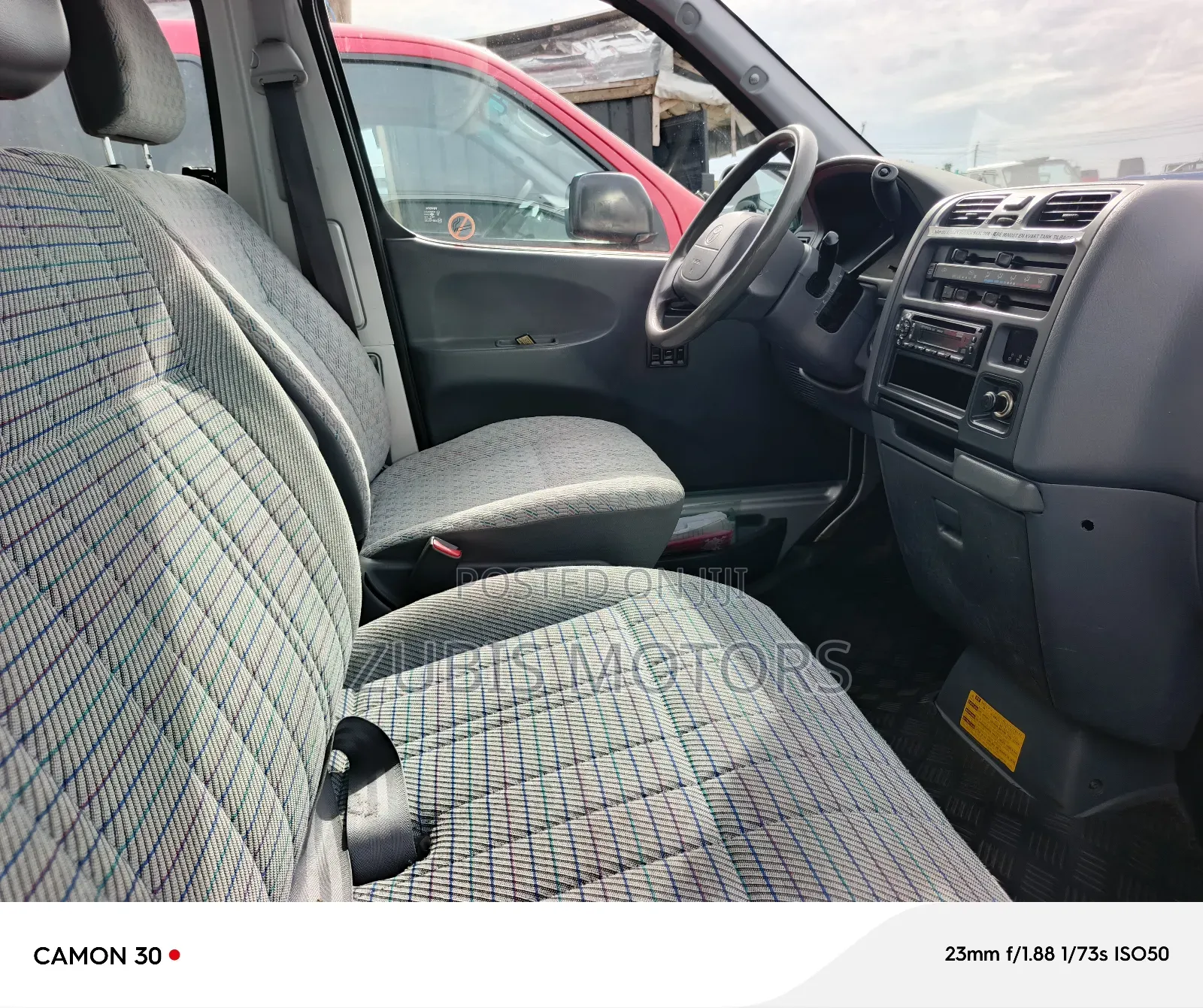 Toyota HiAce 2005 Silver