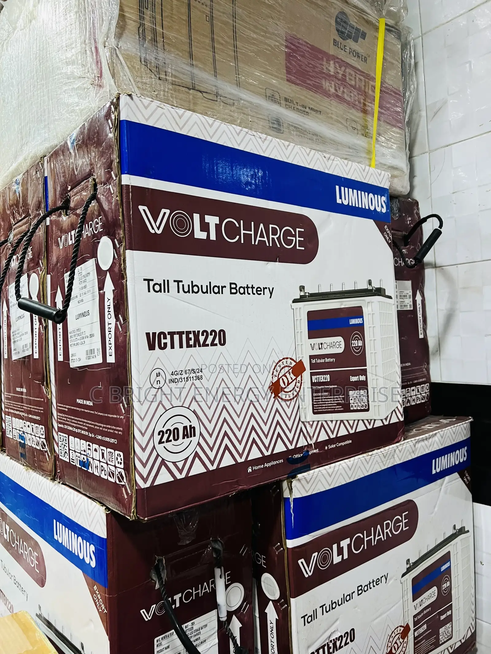 Luminous 220ah/12v Volt Charge Solar Battery