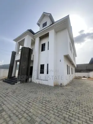 5bdrm Duplex in Efab Estate, Gwarinpa for sale