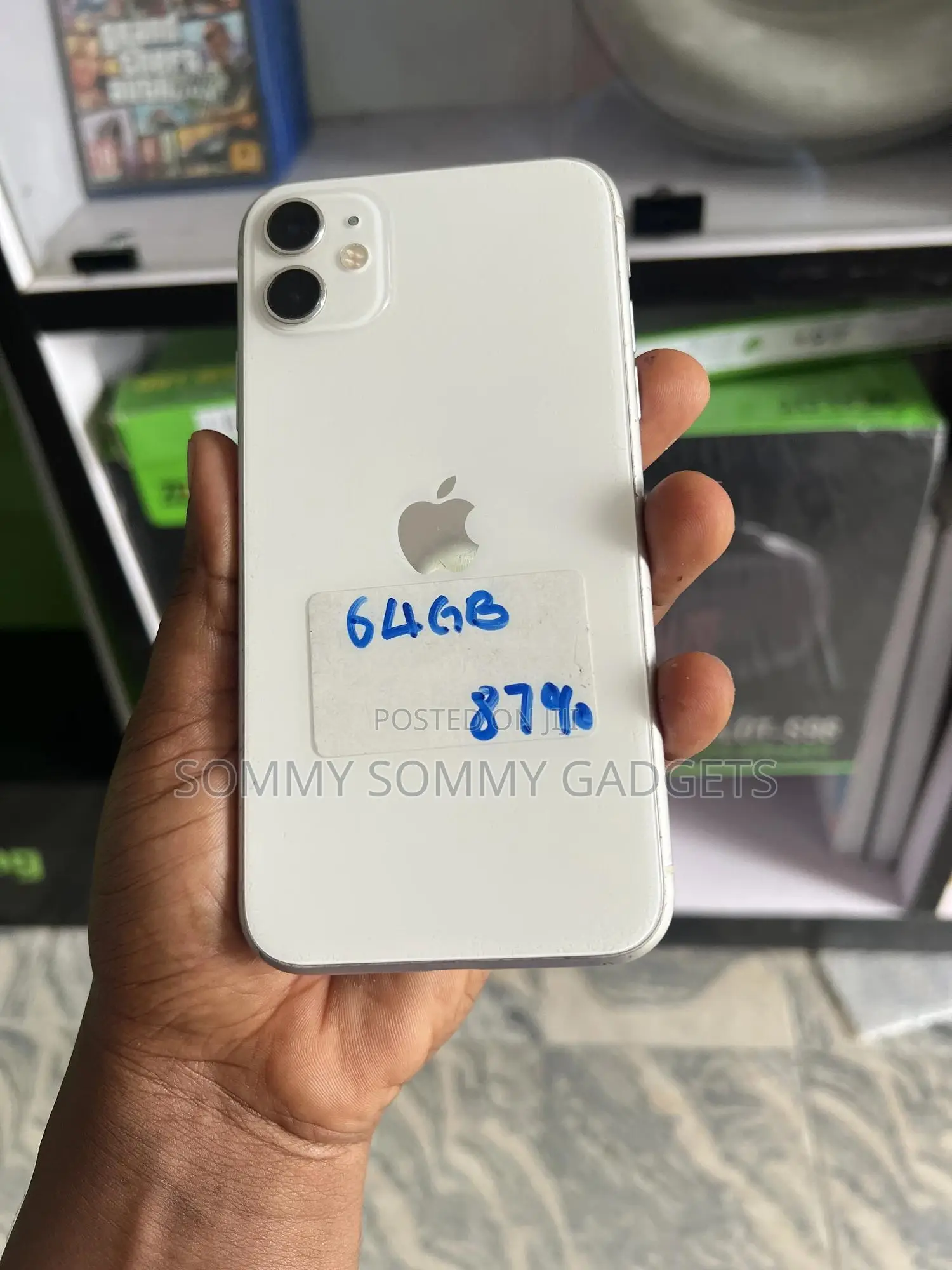 Apple iPhone 11 64 GB White