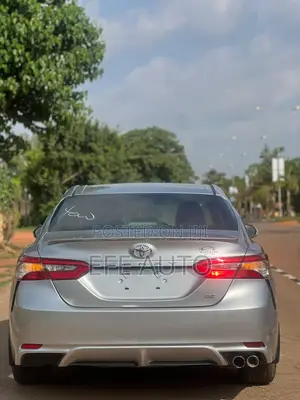 Toyota Camry 2018 Gray