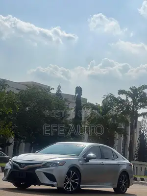 Toyota Camry 2018 Gray