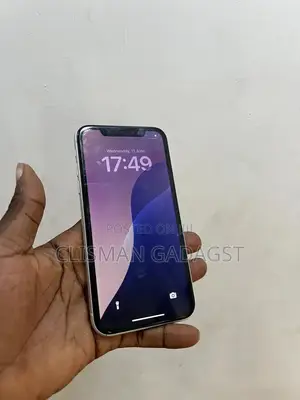 Apple iPhone 11 64 GB White